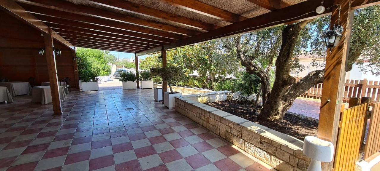צ'יסטרנינו Bed And Breakfast La Terrazza מראה חיצוני תמונה