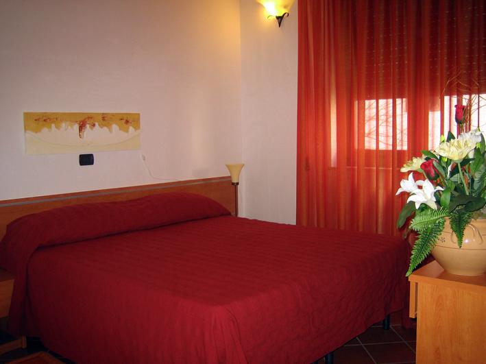 צ'יסטרנינו Bed And Breakfast La Terrazza חדר תמונה